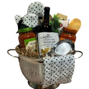 Gourmet Pasta & Sauce Gift Basket